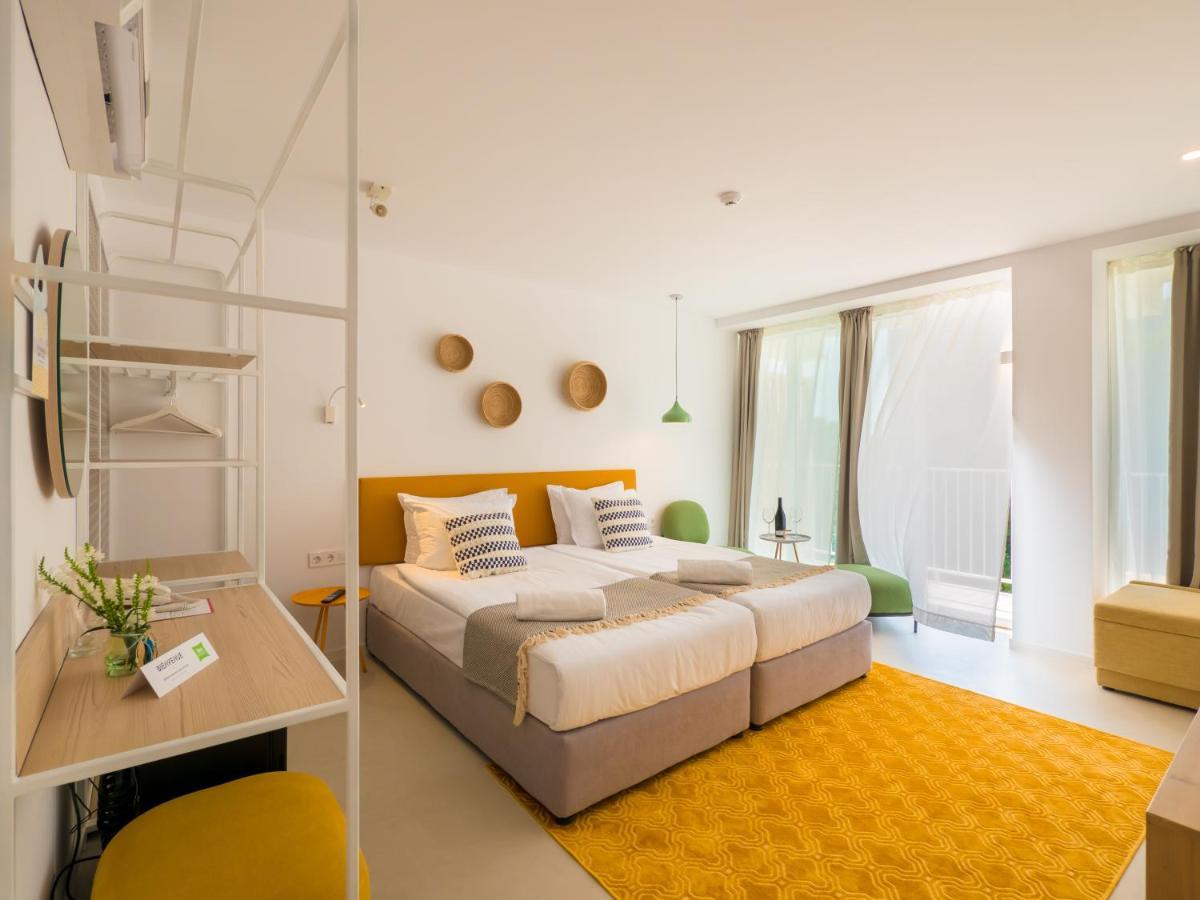 Ibis Styles Golden Sands Roomer Hotel Extérieur photo