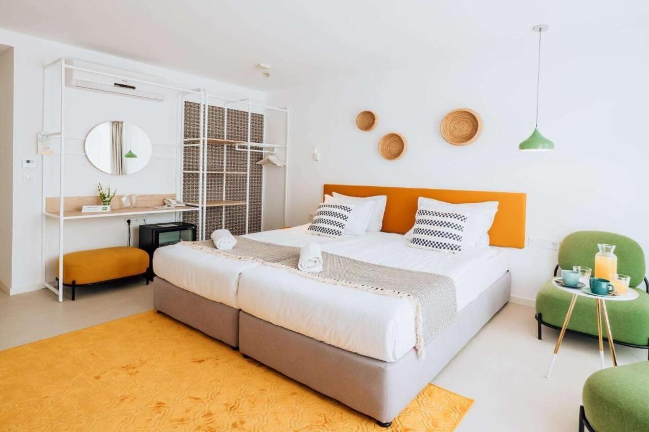 Ibis Styles Golden Sands Roomer Hotel Extérieur photo