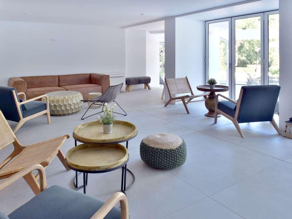 Ibis Styles Golden Sands Roomer Hotel Extérieur photo