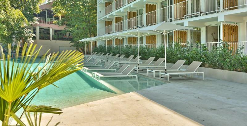 Ibis Styles Golden Sands Roomer Hotel Extérieur photo